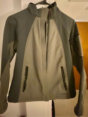 L.L. Bean Two-Tone Gray and Dark Gray Softshell Utility Jacket